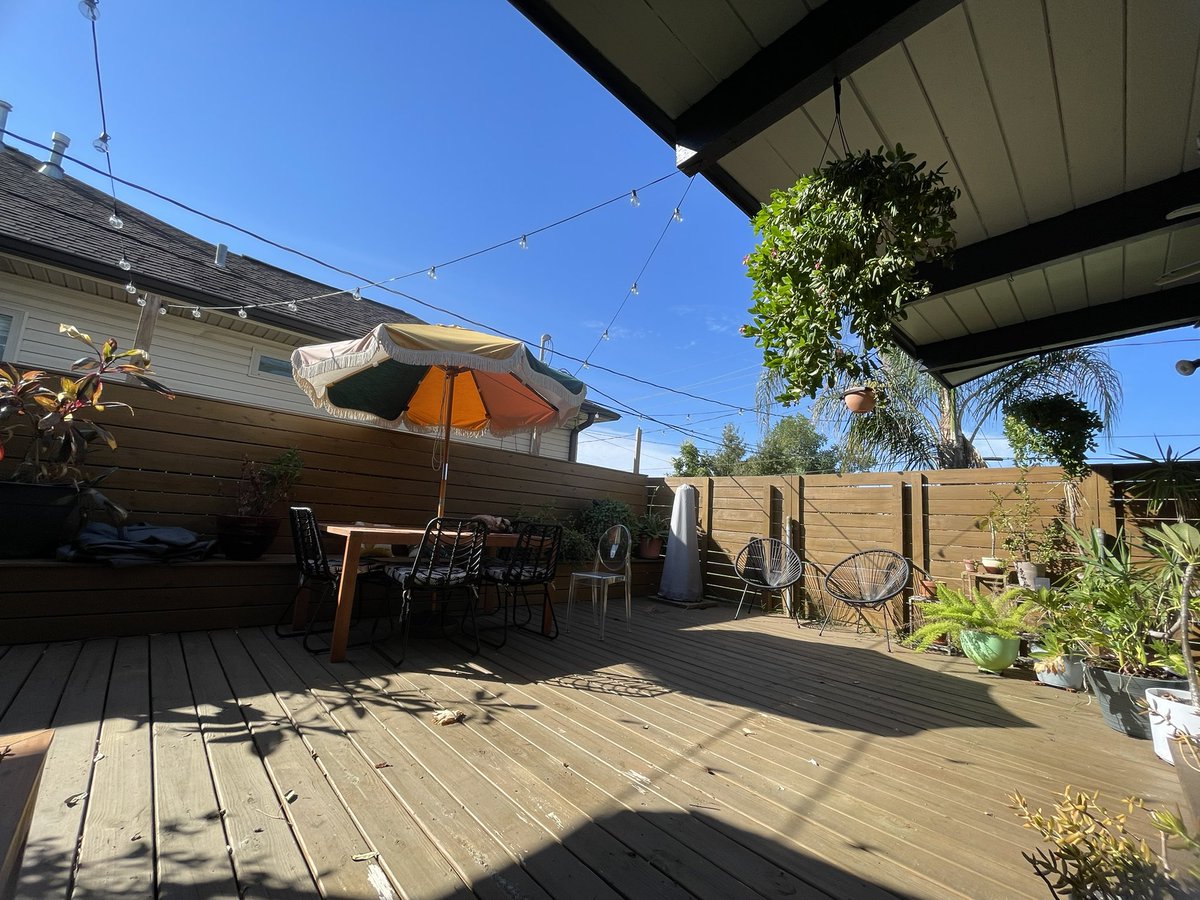 pasta504's tweet photo. Great day to be outside ☀️#deckWeather https://t.co/zwSSZ6czPN