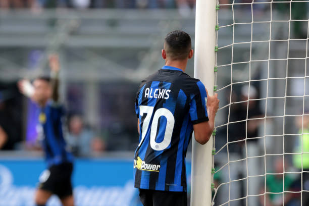 FT: Inter 2-2 Bologna
⚽️ Acerbi 🅰️ Hakan
⚽️ Lautaro 🅰️ Thuram

Duh, gimana gaes?