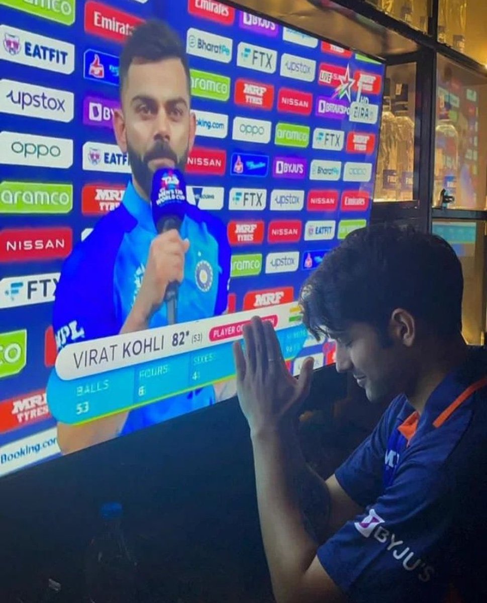 kohli_pagluu's tweet photo. Centuries by Current World Cup Squads :

England - 50
Virat Kohli - 47
India - 46 (without Kohli)
Australia - 42

Virat Kohli have scored more centuries than whole squad of 9 Teams 😭 Talk about levels https://t.co/4K6iOZ57qu