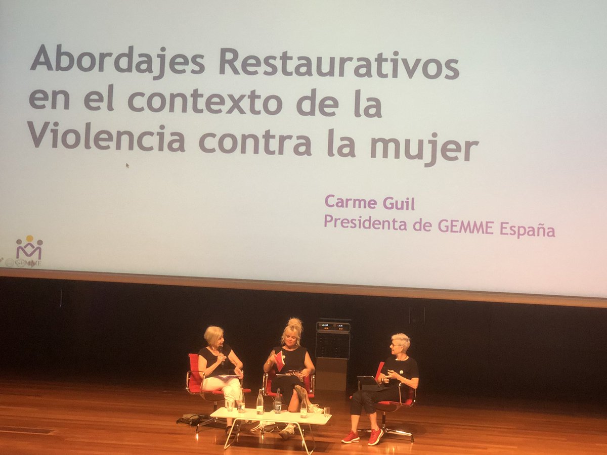 andainagz's tweet photo. Carme Guil tratará agora a xustiza restaurativa no contexto da violencia contra a muller #AlianzasFeministas #AlianzasRebeldes despois da xenial Laura Macaya 💜 Podedes seguilo ao vivo aqui ▶️ https://t.co/eAlIoBj6GQ https://t.co/oY5QZRsd2V