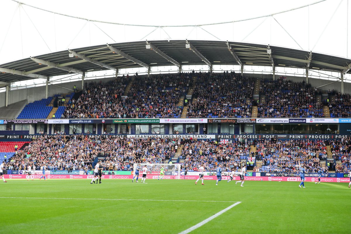 officialcufc's tweet photo. 💙💙💙 There are a magnificent 4,407 of you here today - however you got here, however you're getting home, thank you 😍 #cufc https://t.co/7sTFS8OSy6