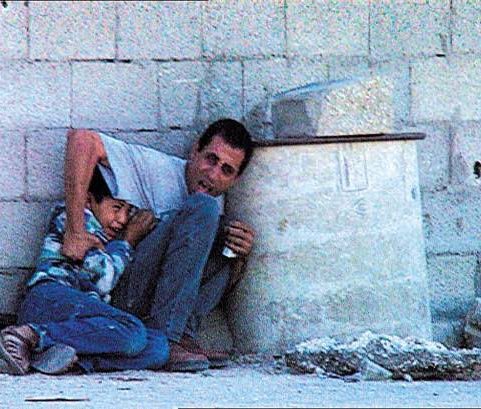 zarar_khan_7's tweet photo. They took shelter behind a small wall and were brutally killed. 

They were civilians too...

#Palestine #Hamas #Israel #FreePalestine #طوفان_الأقصى #فلسطين_قضيتي #فلسطين_المحتلة https://t.co/796fFw0tAn