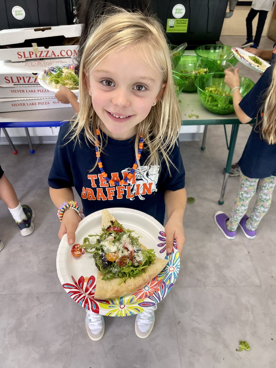Kaitlin Lester (@kaitlinalester) on Twitter photo Our first hydroponics harvest this year made for some delicious pizza! 2nd graders harvested lettuce, mustard greens & Swiss chard and then added it to pizza with tomatoes and basil from the Grafflin garden! What a treat! #WeAreChappaqua <a href="/NYsunworks/">NY Sun Works</a> Our first hydroponics harvest this year made for some delicious pizza! 2nd graders harvested lettuce, mustard greens & Swiss chard and then added it to pizza with tomatoes and basil from the Grafflin garden! What a treat! #WeAreChappaqua <a href="/NYsunworks/">NY Sun Works</a>