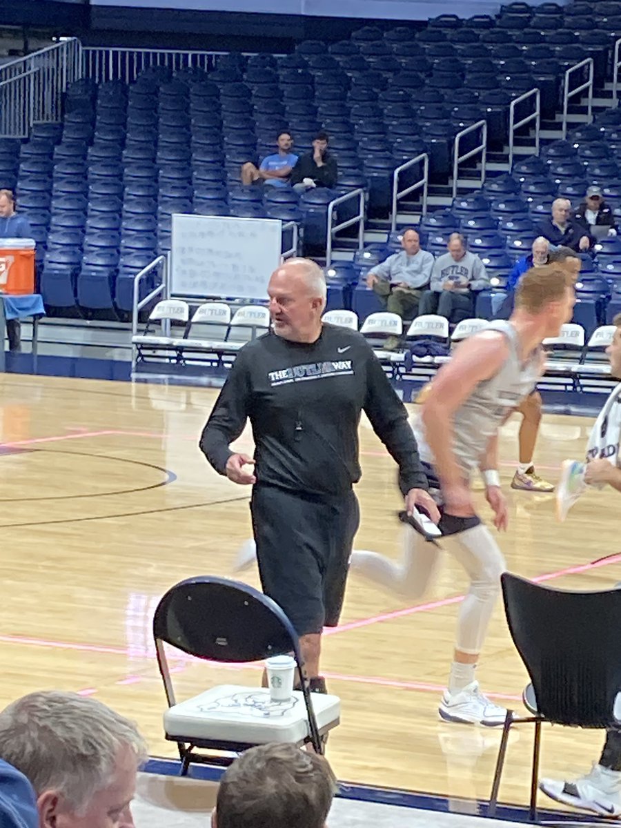 LauraDurig's tweet photo. Awesome Saturday morning at Hinkle, watching blue-white scrimmage!  #ButlerBasketball https://t.co/j2OYn9RfGf