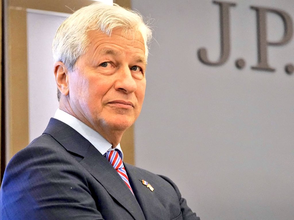 Investingcom's tweet photo. JPMORGAN’S MARKO KOLANOVIC BRACES FOR 20% MARKET PLUNGE, DELIVERS RECESSION WARNING
DO YOU AGREE OR DISAGREE? https://t.co/jodmV0UlTn