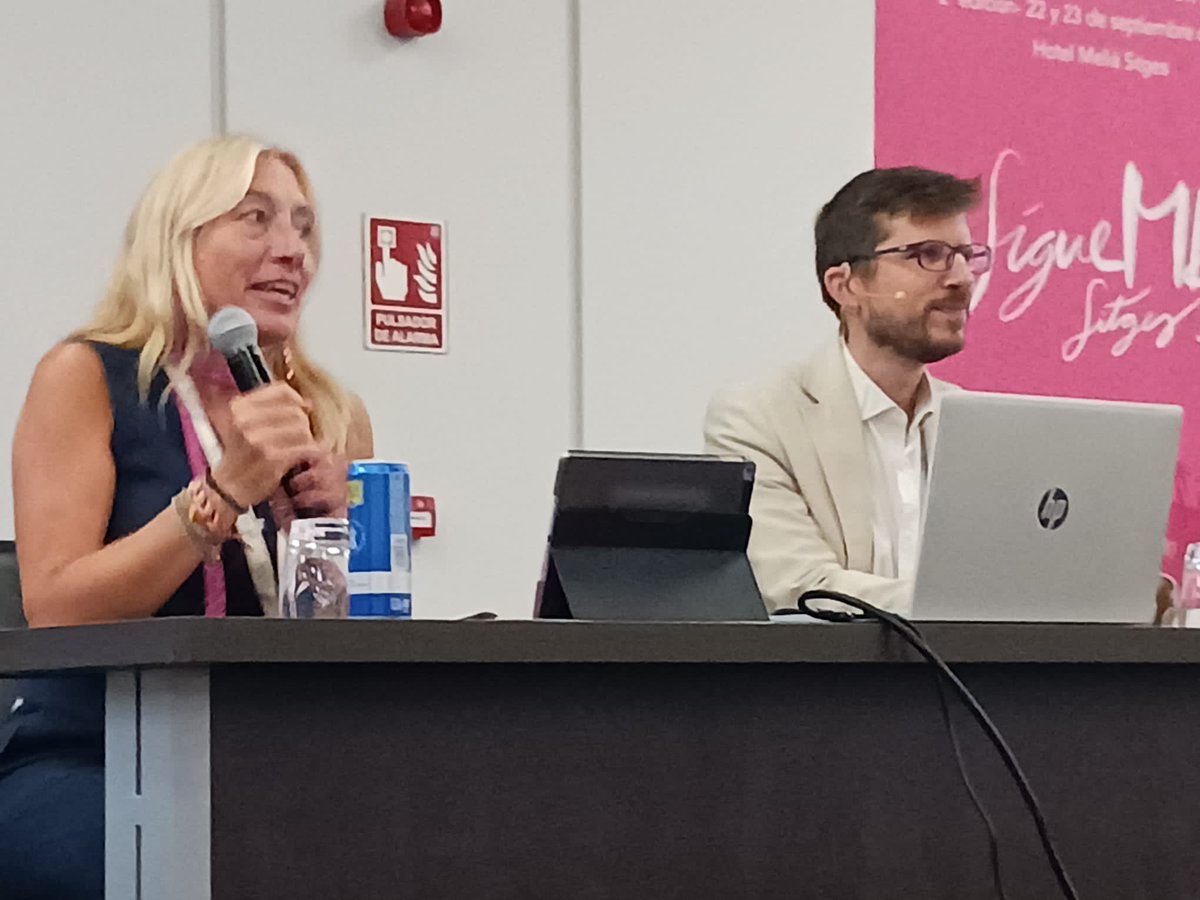 DrJavierdeDiego (@drjavierdediego) on Twitter photo Hablando sobre el abordaje compartido de la #Depresión entre Psiquiatras y Médicos de Familia en la 2as jornadas SigueME de la <a href="/SEMGCatalunya/">SEMG Catalunya</a> el pasado 22 de Septiembre
Muchas historias con final feliz cuando damos con el diagnóstico y el tratamiento adecuados a tiempo! Hablando sobre el abordaje compartido de la #Depresión entre Psiquiatras y Médicos de Familia en la 2as jornadas SigueME de la <a href="/SEMGCatalunya/">SEMG Catalunya</a> el pasado 22 de Septiembre
Muchas historias con final feliz cuando damos con el diagnóstico y el tratamiento adecuados a tiempo!