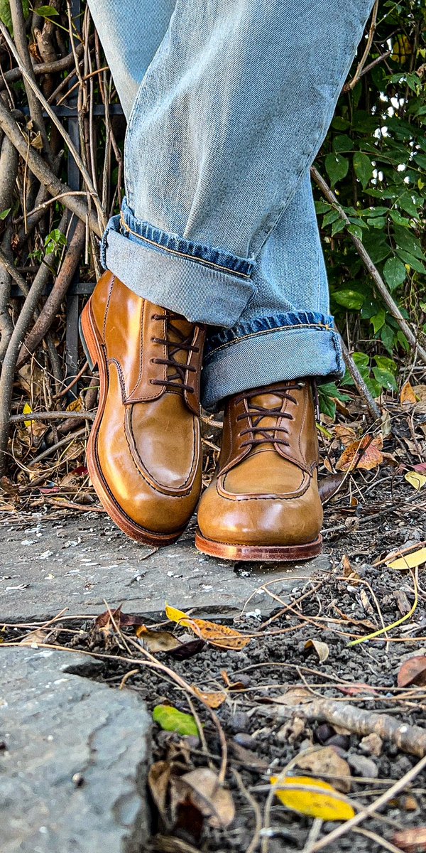 Tahura boots in Cloe cordovan.