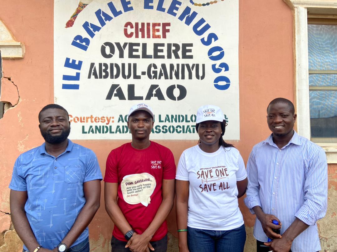 DEANinitiative's tweet photo. At Ido LGA, Òyò State today, we partnered with the Primary Health Centre at Aganni Community to host our Community-Level Focus Group Discussion on Vaccine Equity and Health Care Accountability.
@BudgITng
@Connected_dev
@GlobalIntegrity
#CTAP
#SaveOneSaveAll
#FixHealth https://t.co/02v9t9X3gx