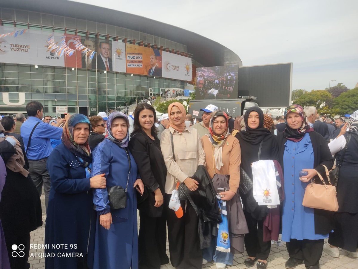 Akkadinyozgat's tweet photo. 📍Ankara

Yozgat AK Kadınlar olarak;
Ak Parti 4. Olağanüstü Büyük Kongremizin hayırlı olmasını diliyoruz. 

#AKkadınlar 
#YozgatAKKadın
#HepYeniHepİleri https://t.co/9mw4EQMUkp