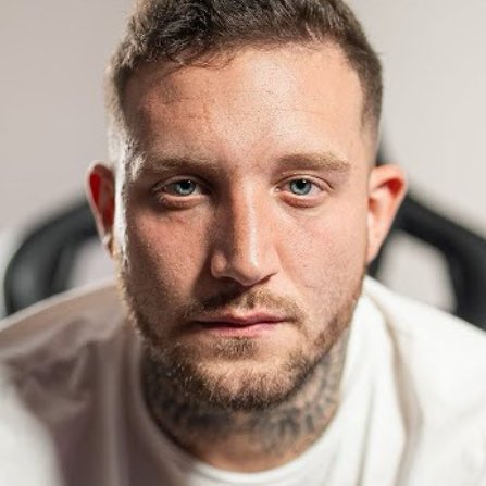 Berdzimir's tweet photo. Boxdel zmienia narrację, dwa dni temu zapłakany dziś strasznie pewny siebie. 
Skoro nie chcesz czekac na film Konopa to może zostaw ludzi od PR i powiedz w końcu coś od serca póki jeszce możesz a nie licz że akurat wpiszesz się idealnie w to co ma konop.
 #Pandoragate https://t.co/0T2pn7lE7d