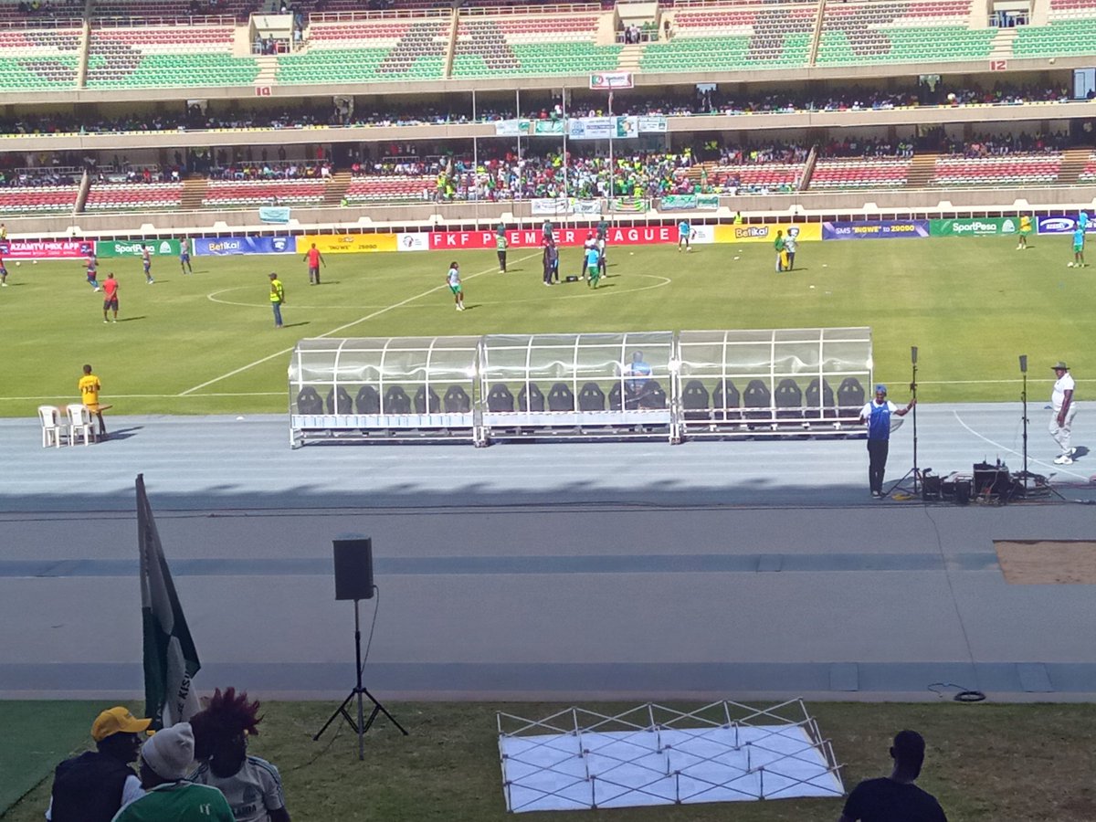 UrbanRadio907FM's tweet photo. #UrbanKickOff @OfficialGMFC
thrashes @AFCLeopards in the #MashemejiDerby 

FULL TIME: AFC Leopards 0 - 2 Gor Mahia https://t.co/SDQ9CTx7Gl
