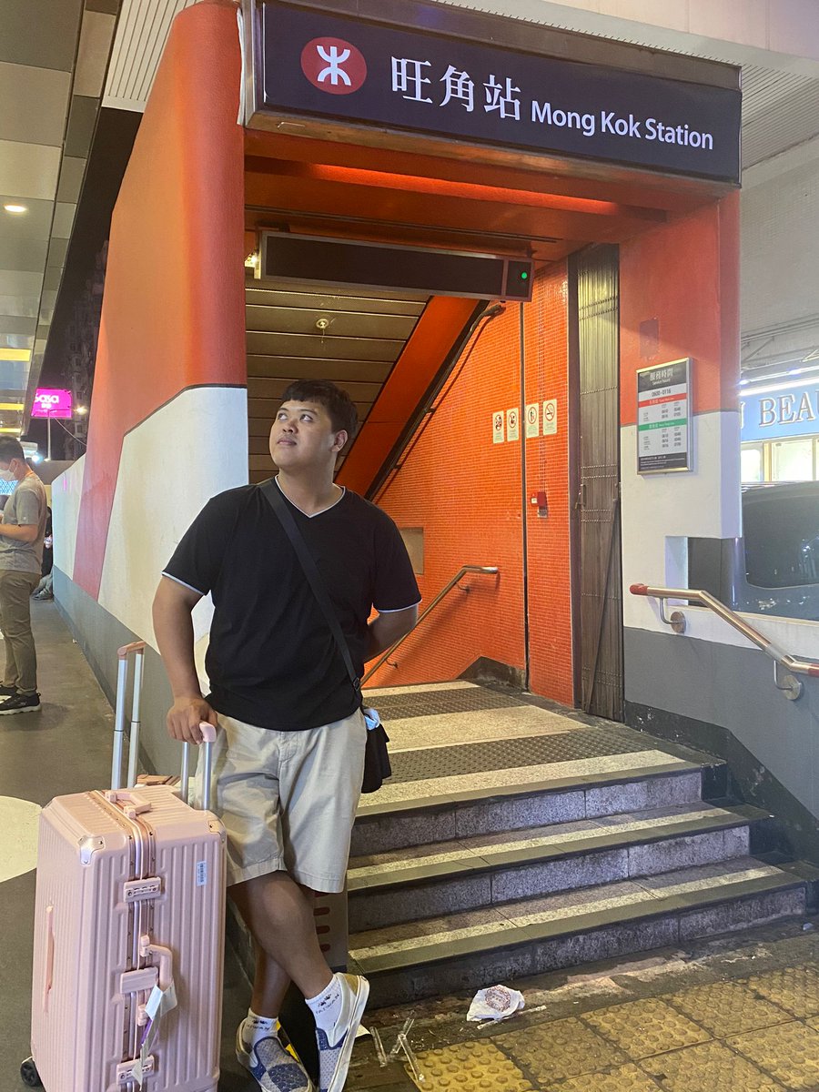 andyrizky666's tweet photo. Mong Kok Station, Hongkong https://t.co/UW2zvCCD9m