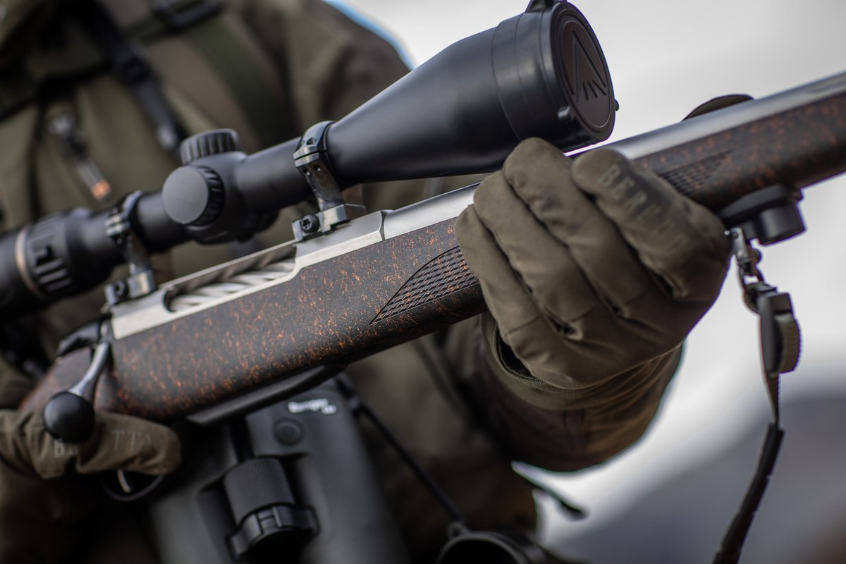 The Tikka T3x Lite Roughtech. All the benefits and performance of a T3x Lite model combined with a Roughtech stock.

The rough surface texture provides a solid grip throughout the stock in all weather conditions. 

#tikkainternational #tikkarifles