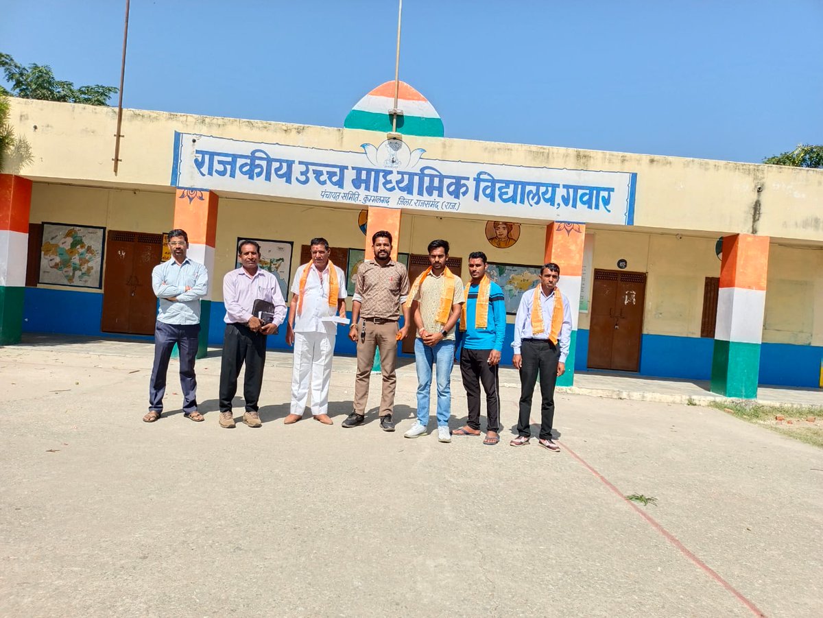 SatishS37379946's tweet image. दोस्त दौलत सिंह को आज अध्यापक पद पर कार्यभार ग्रहण करने पर बहुत-बहुत बधाई
@DaulatS30831333 
#MathsTeacher
#SpecialEducator