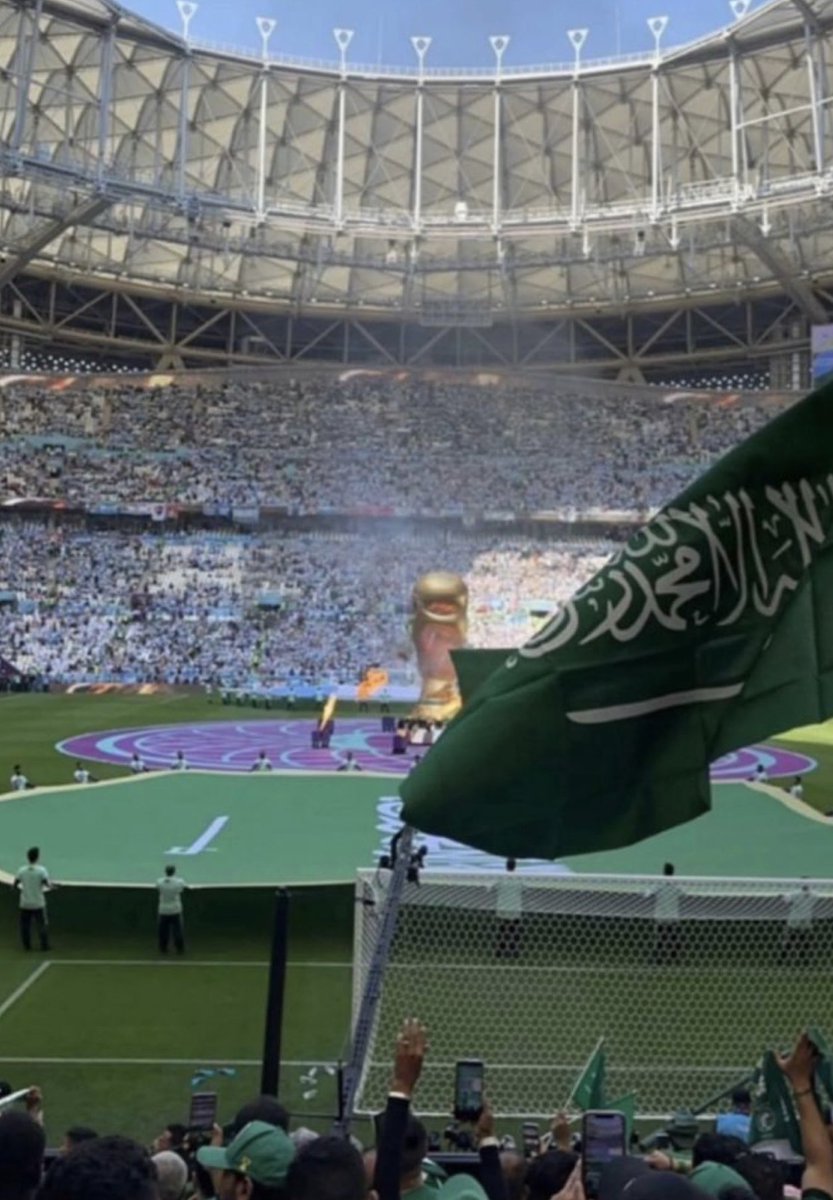 zSsTm's tweet photo. الشتاء بدا يرجع فمن يرجع لنا اجواء كأس العالم 

#السعودية2034 https://t.co/GND85daRMQ