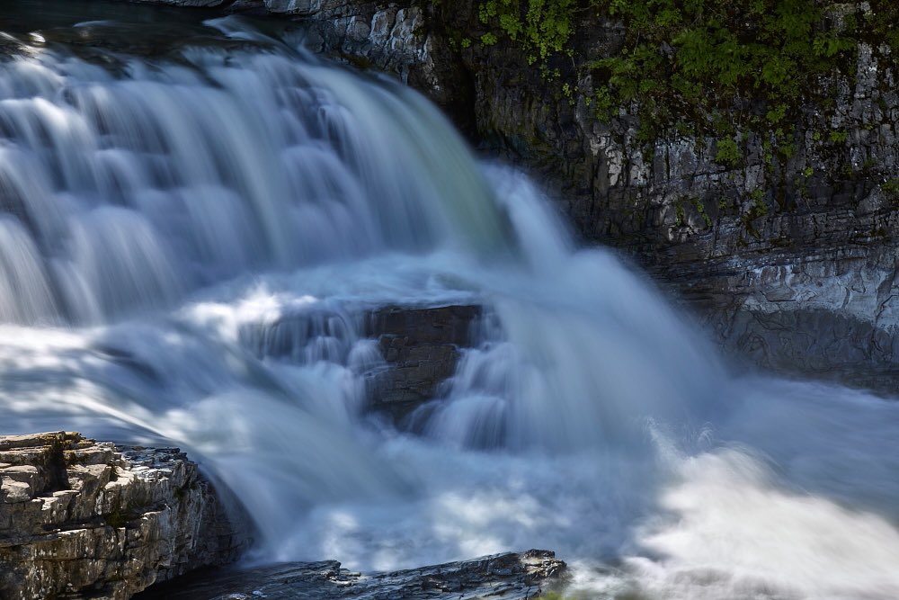 Kaoru_Abe's tweet photo. 芦別市 三段滝
#waterfall #waterfalls #nature #river #tree #rocks #water #splash #japan #hokkaidou #ashibetsu #北海道 #芦別市 #三段滝 #滝 #japan #travel https://t.co/ZRPxbaOKRg