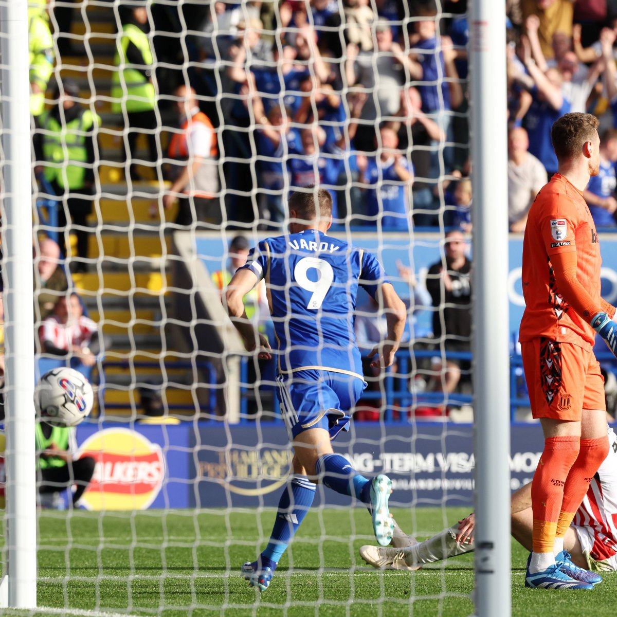 LCFC's tweet photo. One of English football's most prolific sights 🤙 https://t.co/nc417mnIKg