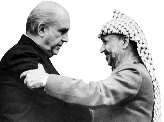 ThesocialistGr's tweet photo. Όταν υπήρχαν ηγέτες με ισχυρό το αίσθημα της δικαιοσύνης των λαών... Μια τυχαία φωτογραφία: Ανδρέας Γ Παπανδρέου - Γιάσερ Αραφάτ.
#Palestine #Arafat #Papandreou https://t.co/v1LyEFqZ8z