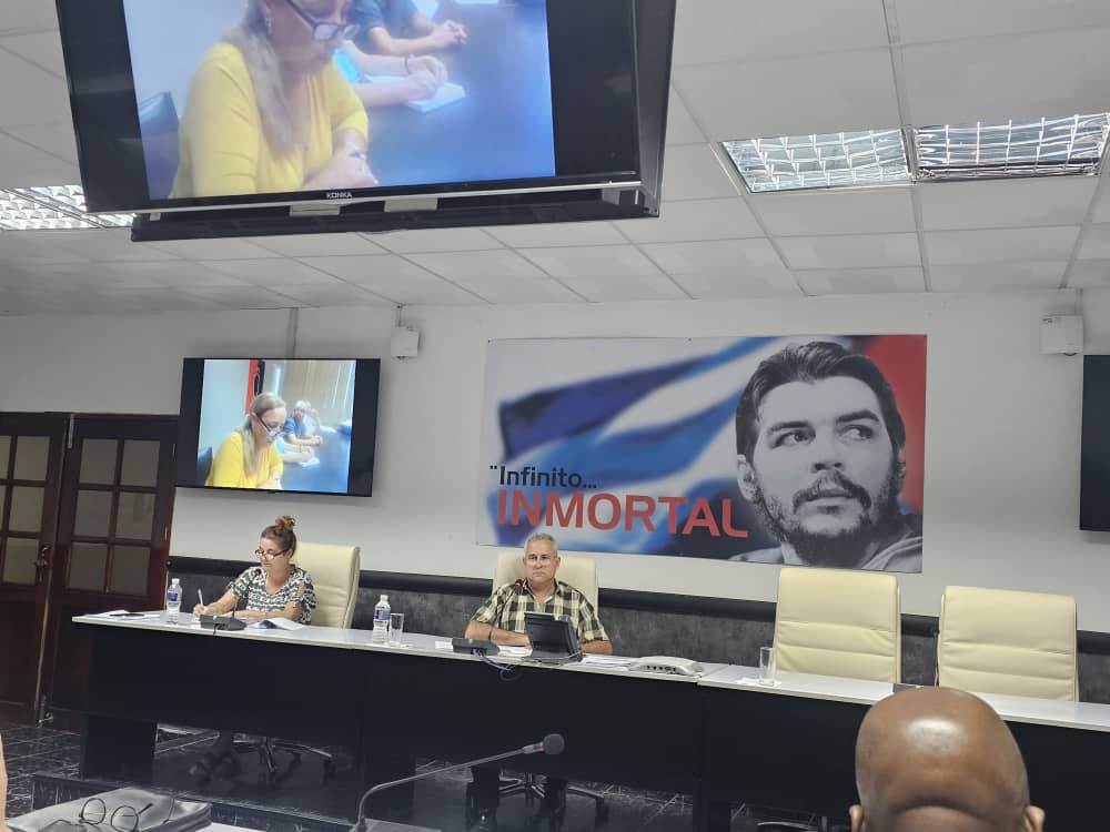 MindusIndustria's tweet photo. Videoconferencia con los Coordinadores y entidades de cada territorio chequeando los resultados de los recorridos de los diputados,  y las Asambleas del #PoderPopular y las acciones de comunicacion coordinadas con los medios. #IndustriasCuba #RendicionDeCuentas
#UnidosXCuba https://t.co/mrjmKXXJ6H