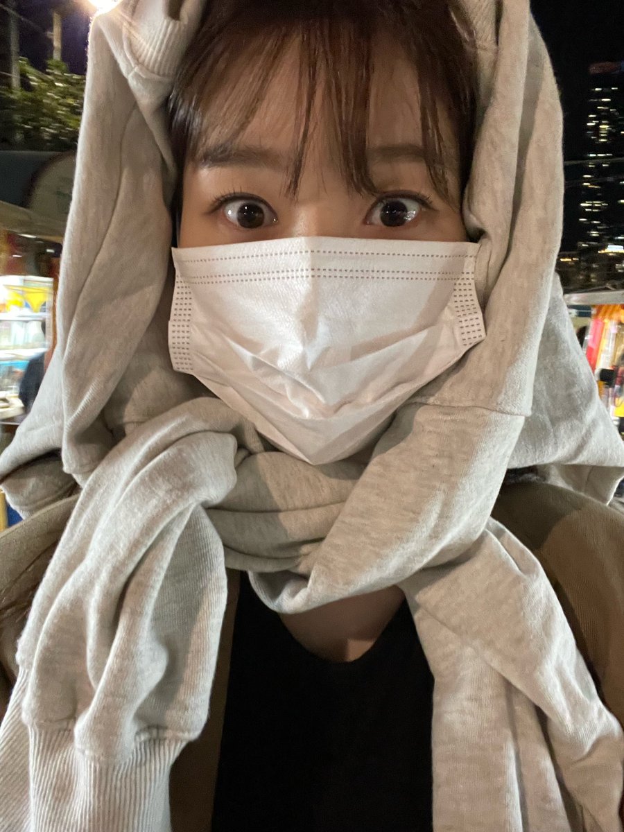 Biar nda stress kita minum dulu