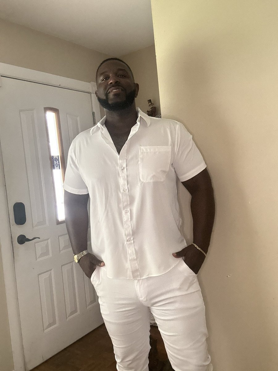 Deanwolf618's tweet image. 