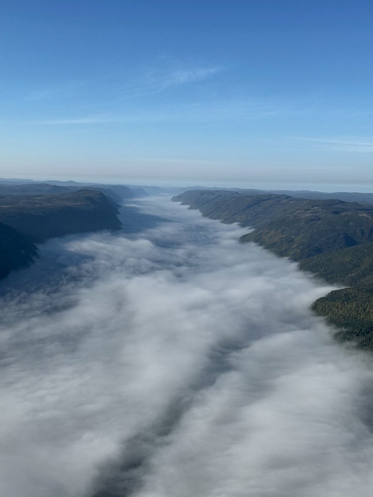 JohnnyLetto's tweet photo. Warm days and cool nights! Morning fog on Grand Lake! #nlwx @EddieSheerr https://t.co/5YLBc3Gb31