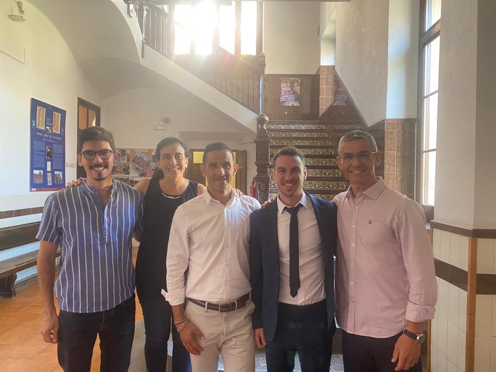 GIBD_UV (@gibd_uv) on Twitter photo Nuevo DOCTOR en el GIBD‼️🍾
Ayer nuestro compañero <a href="/NatxoC11/">Natxo Catalá</a> defendió su tesis doctoral, dirigida por <a href="/AlbertoBiomec/">Alberto Encarnación Martínez</a> y <a href="/pedroperezso/">Pedro Perez-Soriano</a>.
Muchas gracias al tribunal por su participación y aportaciones: <a href="/XantalBorras/">Xantal Borràs</a>, <a href="/felipecarpes/">Felipe Carpes</a> y Pablo González Frutos.
Enhorabuena Natxo‼️👏🏻 Nuevo DOCTOR en el GIBD‼️🍾
Ayer nuestro compañero <a href="/NatxoC11/">Natxo Catalá</a> defendió su tesis doctoral, dirigida por <a href="/AlbertoBiomec/">Alberto Encarnación Martínez</a> y <a href="/pedroperezso/">Pedro Perez-Soriano</a>.
Muchas gracias al tribunal por su participación y aportaciones: <a href="/XantalBorras/">Xantal Borràs</a>, <a href="/felipecarpes/">Felipe Carpes</a> y Pablo González Frutos.
Enhorabuena Natxo‼️👏🏻