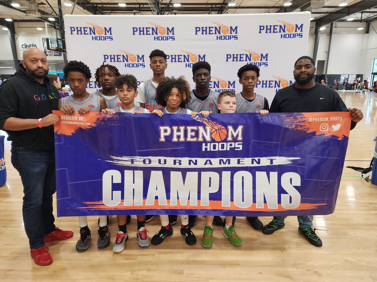 Phenom_Hoops's tweet photo. Congrats to Carolina Bulldogs for their championship run at the #PhenomRisetotheOccasion 

#PhenomHoops https://t.co/kDlQnGiPZT