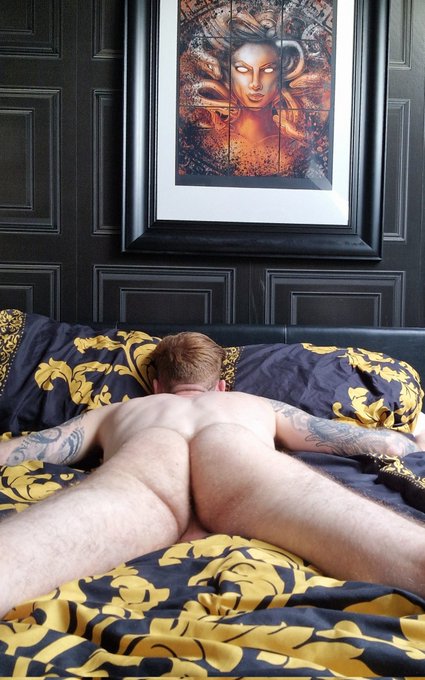 Would you breed me 😏🍑💦 https://t.co/x7jeVOFngo