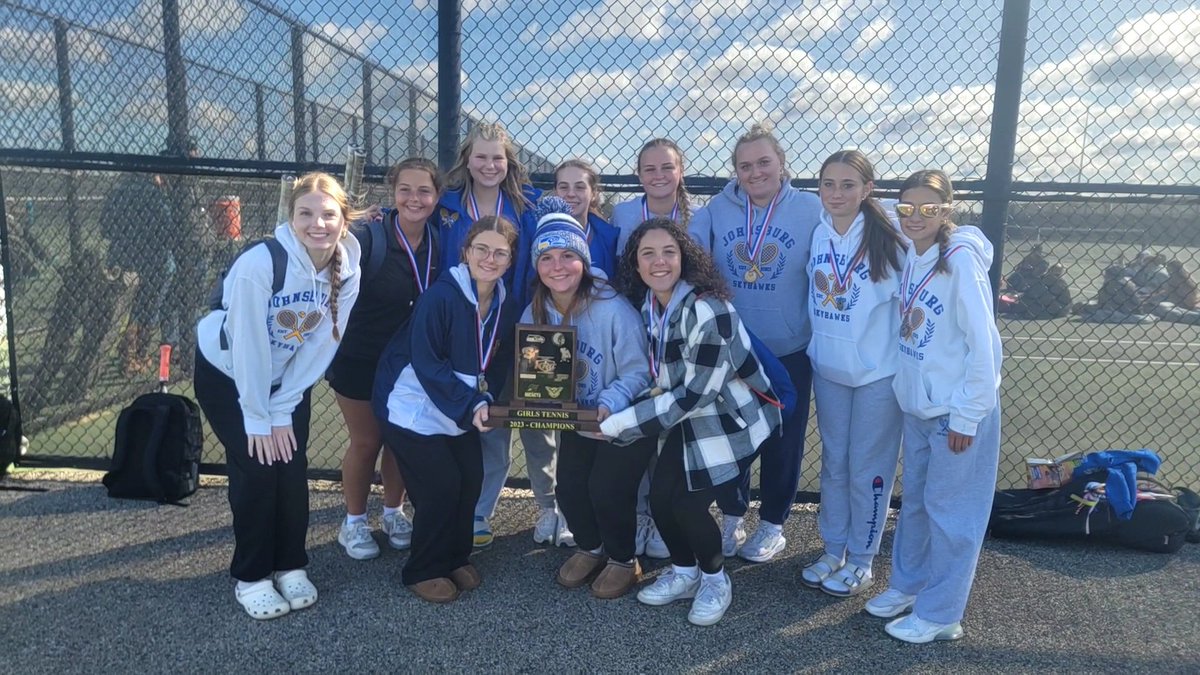 KRC Conference Champs! 🎉 So proud of these ladies! <a href="/JHSSkyhawks/">Johnsburg Skyhawks</a> <a href="/JohnsburgSD12/">Johnsburg School District 12</a> <a href="/JohnsburgSports/">Richard Alan Knar Jr.</a>