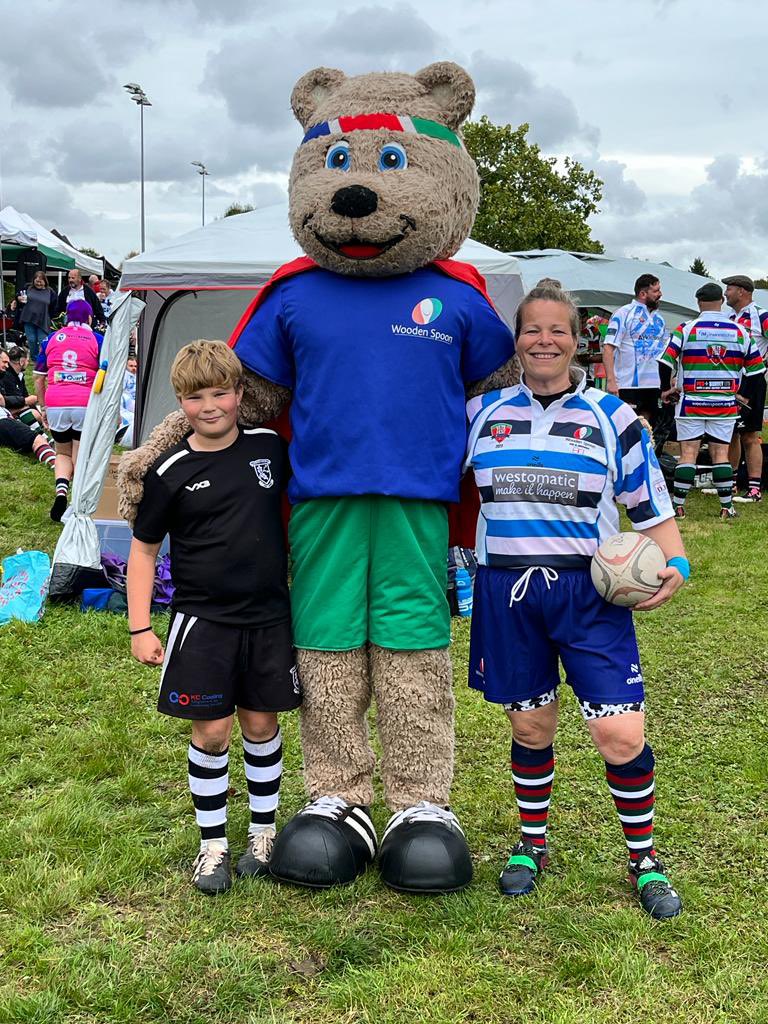 A week ago I had the honour of playing in the Wooden Spoon VetFest ‘23. Over £100k raised for disadvantaged and vulnerable children. Only 51 weeks until the next one ❤️💙💚🤍 #woodenapooncharity #vetfest2023