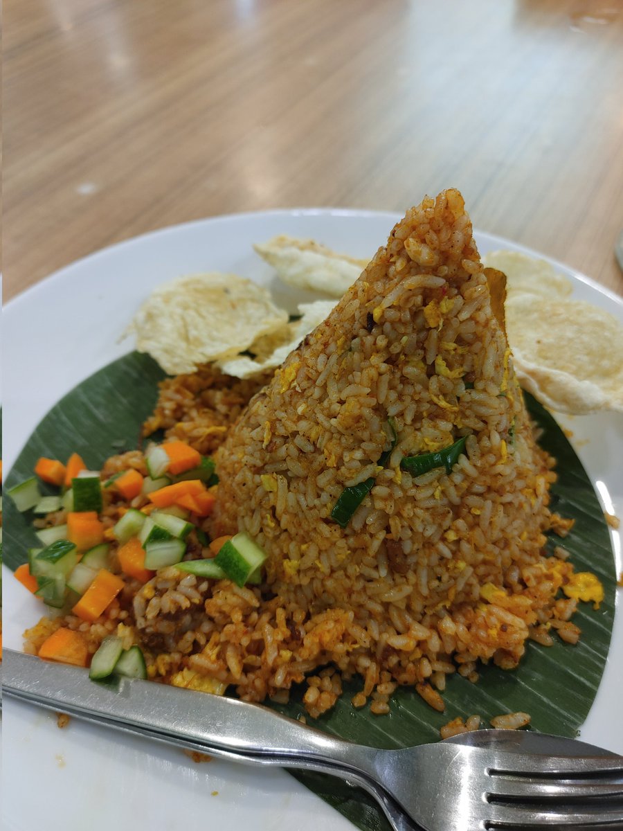 Karena menang tak kasi Nasi Goreng Rendang