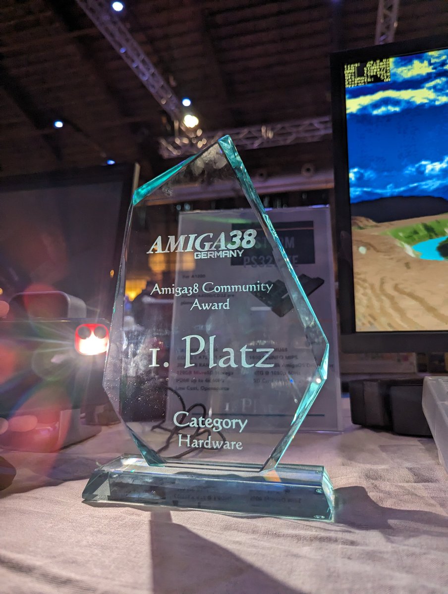 Claude Schwarz tweet media