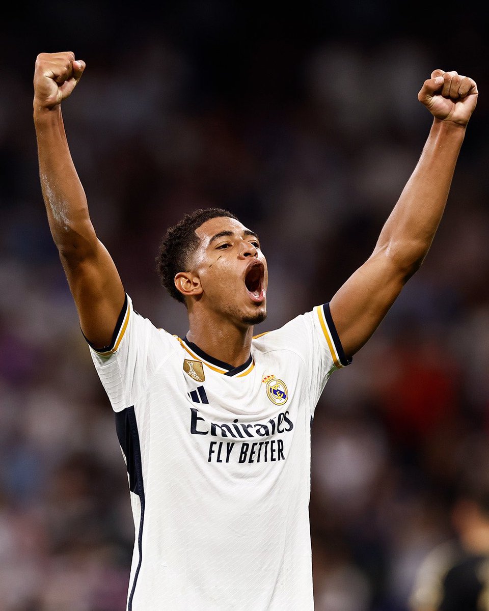 Jude Bellingham com a camisa do Real Madrid:

➖ 10 jogos
➖ 10 gols
➖ 3 assistências
➖ 9x Melhor Jogador da Partida

Isso não pode ser normal.