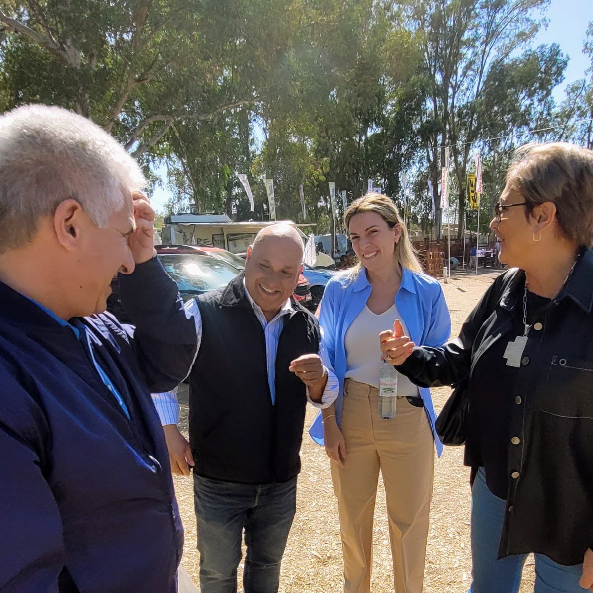 Compartiendo hoy al mediodía el acto de inauguración formal de la Expo de la Sociedad Rural de San Luis. Felicitaciones a todos los productores agropecuarios sanluiseños que a pesar de todas las adversidades nunca bajan los brazos y siguen produciendo. Viva San Luis !
