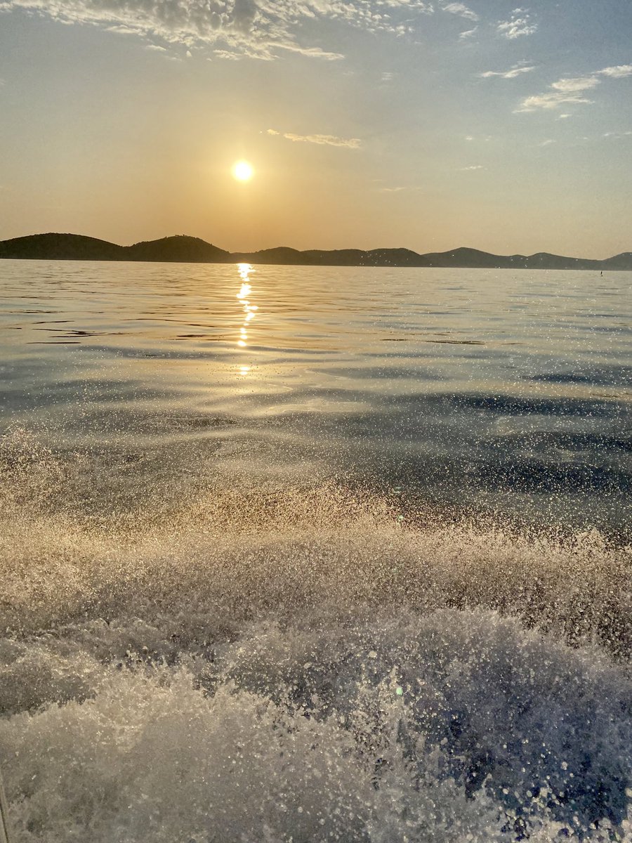 Losinj island
#sunsets #sunset #adriaticsea #Croatia