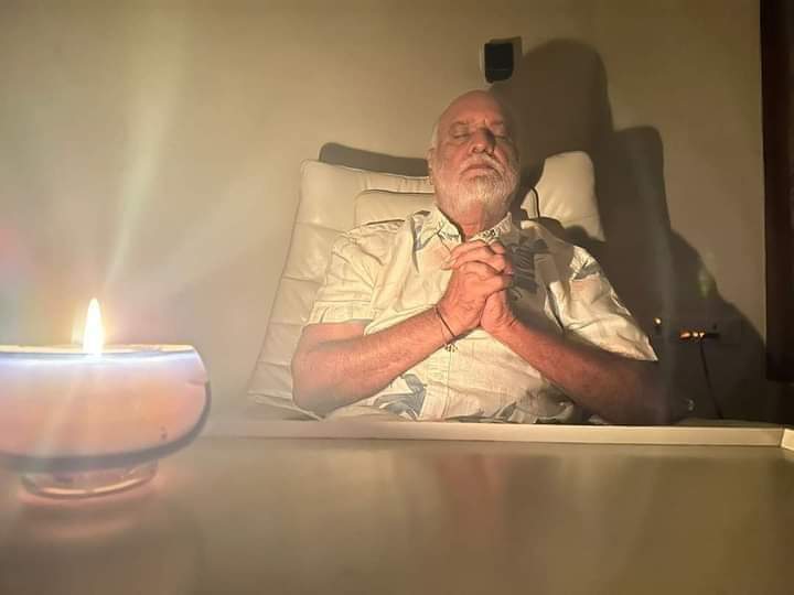 Justice_4Vizag's tweet image. మీ అతిని మింగా... 
చంద్రబాబు పోయింది జైలుకి రా.. పైకి కాదు 🤦‍♂️

#CorruptionKingCBN #APSkillDevelopmentScam