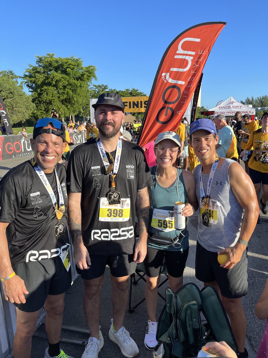 Sammy317's tweet photo. We did a thing! #FamilyRun #ZooRun https://t.co/1f8fPnrHX4