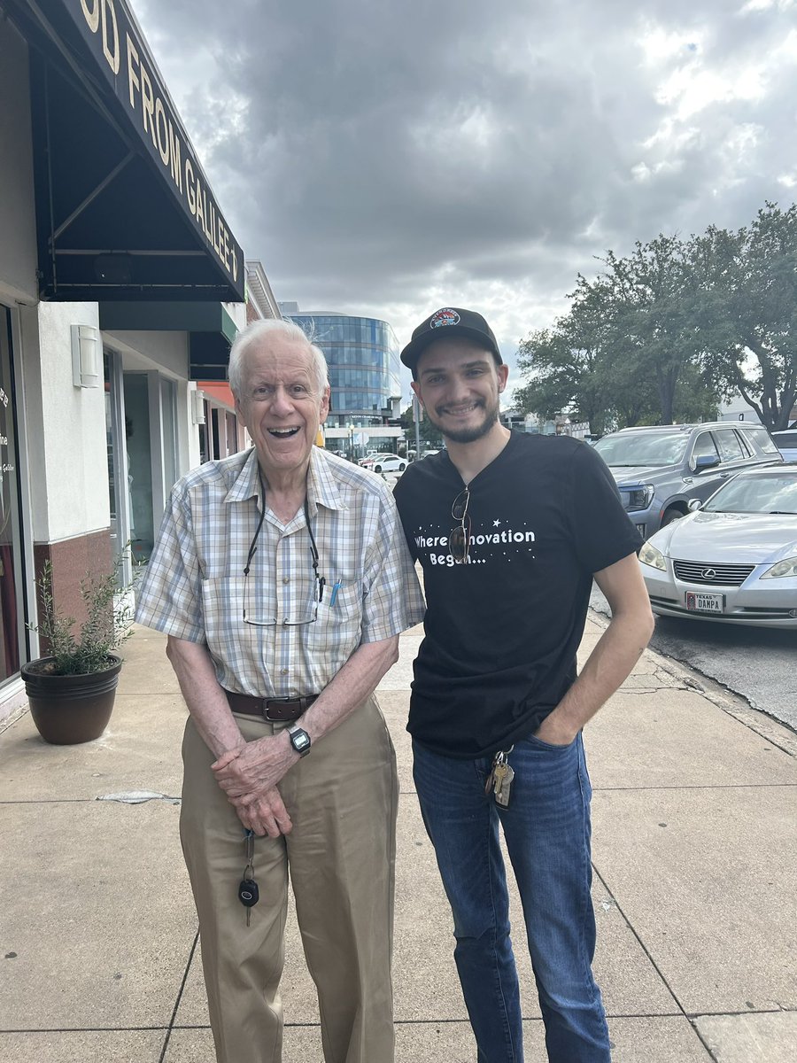 TSPArchive's tweet image. This is John Cotton, the last director of the Fair Park Planetarium. He worked there for 48 years when it closed in 2012.

When the Planetarium was forced to close for good, John saved its almost 60 years of history from destruction. #FairPark #Dallas