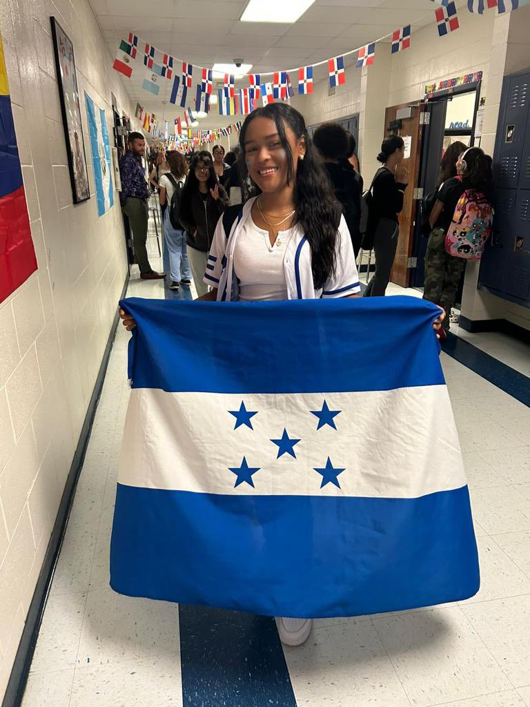 lehighsenior's tweet photo. Post #3: Hispanic Heritage Celebrations all week. 💙⚡️💙 #BoltLife #TimeToStrike #LehighSenior https://t.co/7MG97FiwM3