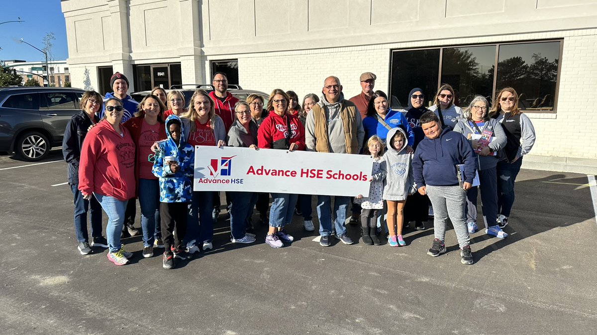 hseateachershse's tweet photo. Thank you to the teachers, staff, and students who knocked on doors this morning to drum up support for the HSE Schools Operating Referendum. 

It was energizing to hear so many positive comments about our schools and our teachers while walking through neighborhoods today! https://t.co/oRgIzafZLE