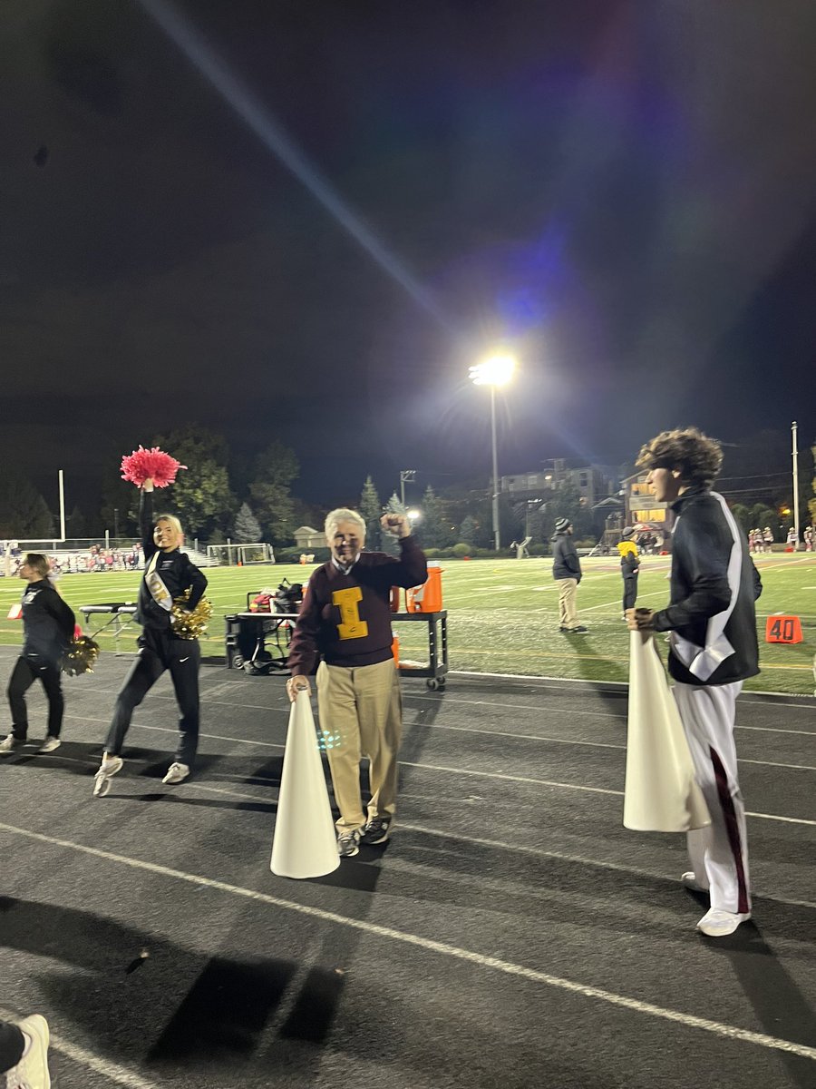 IgnatiusCheer tweet media