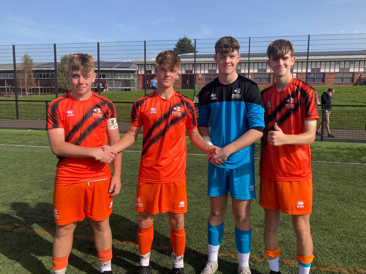 <a href="/SWCYouthLeague/">South West Counties Youth League (U18)</a> GE Cup action this morning. Watched on by <a href="/premierleague/">Premier League</a> <a href="/SpursOfficial/">Tottenham Hotspur</a> <a href="/WestHam/">West Ham United</a> <a href="/afcbournemouth/">AFC Bournemouth 🍒</a> legend Harry Redknapp #anabsolutegentleman 

Our #goals Koppa x2 Haden x2 Scott, Jenkins, Kearley

#cleansheet Finch #motm Wess Jenkins
<a href="/swsportsnews/">South West Sports News</a> <a href="/GazettePHill/">Phil Hill</a>