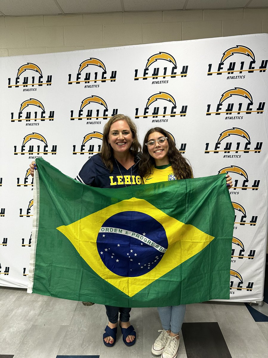 lehighsenior's tweet photo. Post #1: Hispanic Heritage Celebrations all week. 💙⚡️💙 #BoltLife #TimeToStrike #LehighSenior https://t.co/tyU1A5rokd