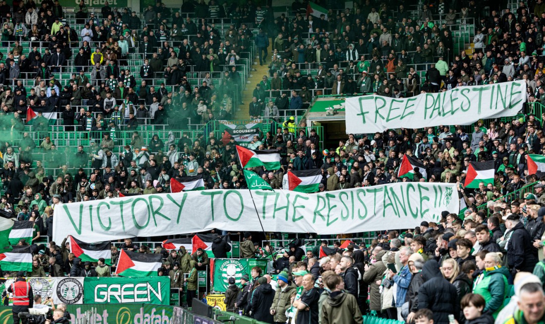 IlmFeed's tweet image. Celtic fans today 🇵🇸