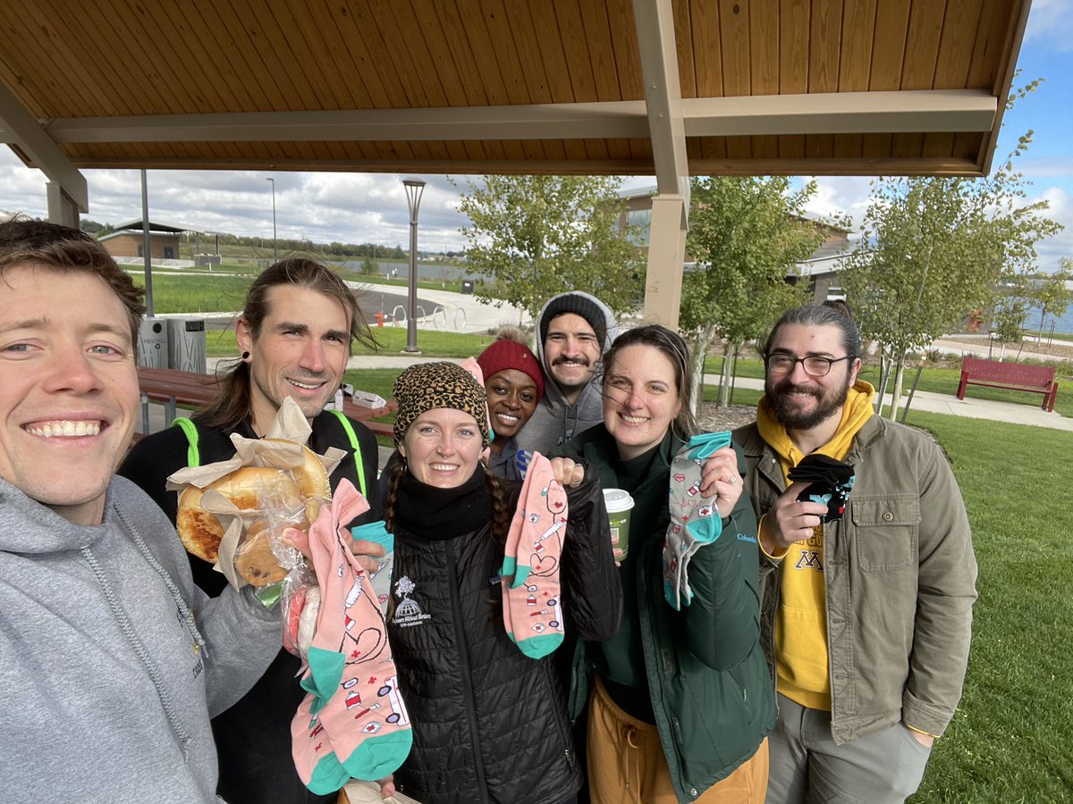 bero_emily's tweet photo. Coffee, socks, friends &amp; fundraising! Great 5k with @MayoAnesRes &amp; @MayoFellows to raise money for oxygen monitors for operating rooms globally through @SaferSurgery 
☕️🍂🌾🩺 https://t.co/GACgfIpGYy