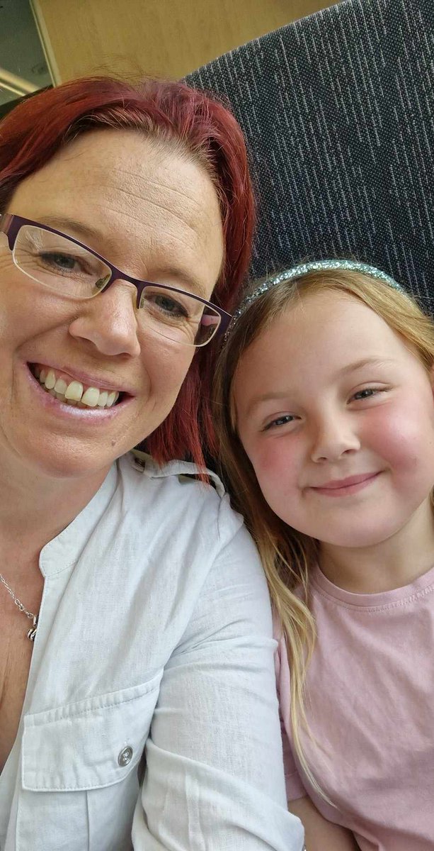 Emmlous82 tweet media