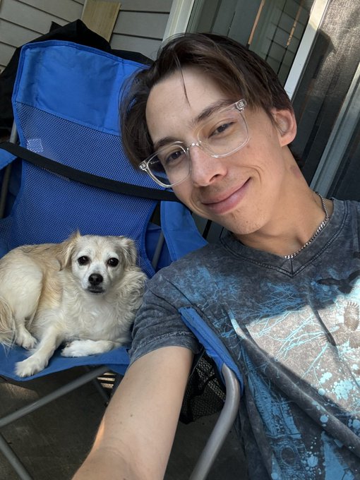 Just a couple of pups chilling on the patio for breakfast https://t.co/KZ3xijsMwX<a href="/tag/nsfw_twt"class="tags"><span>#nsfw_twt</span></a>