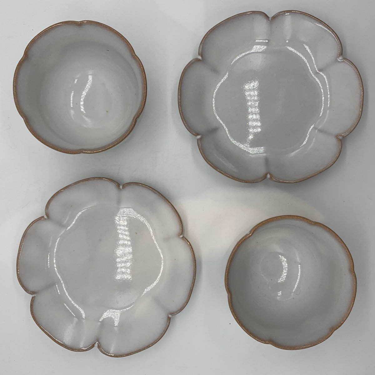 swaygallery's tweet photo. NEW IN🍃Set of two ceramic small cups&amp; saucer. These cups &amp; saucers are cherry blossom in spired and gorgeous🌸Enjoy Japanese hot teaandcoffee. #swaygallery #swaygallerylondon #swaylondon #japan #london #japaninlondon #newin #newarrival #backinstock #ceramic #cupandsaucer https://t.co/JlgxICsAcX
