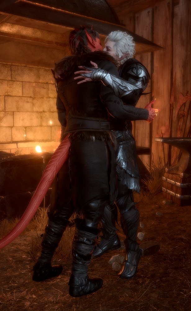 omg he has to stand on his tippy toes to reach her